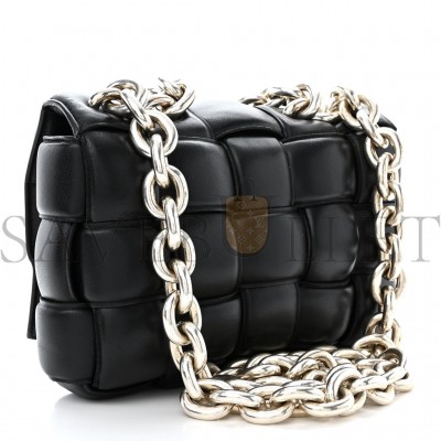 BOTTEGA VENETA LAMBSKIN MAXI INTRECCIO PADDED CHAIN CASSETTE CROSSBODY BAG BLACK  (27*19*7cm)