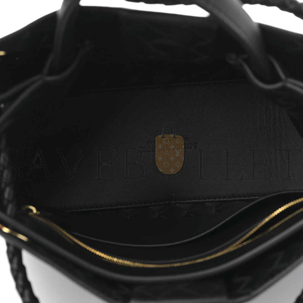 BOTTEGA VENETA NAPPA INTRECCIATO SMALL ANDIAMO SHOULDER BAG BLACK (25*20*10cm) BOTTEGA VENETA NAPPA INTRECCIATO SMALL ANDIAMO SHOULDER BAG BLACK (25*20*10cm)