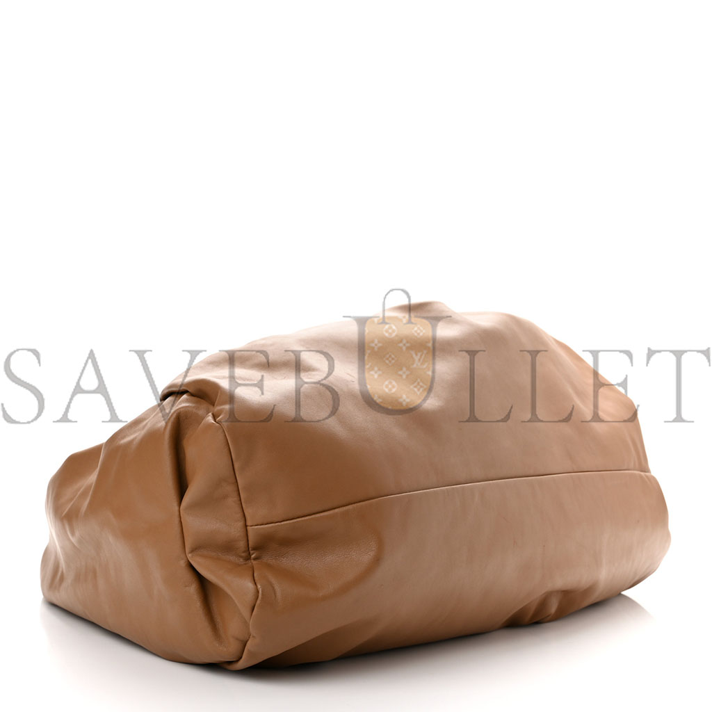 BOTTEGA VENETA SMOOTH BUTTER CALFSKIN LARGE THE SHOULDER POUCH TEAK (52*25*15cm) BOTTEGA VENETA SMOOTH BUTTER CALFSKIN LARGE THE SHOULDER POUCH TEAK (52*25*15cm)