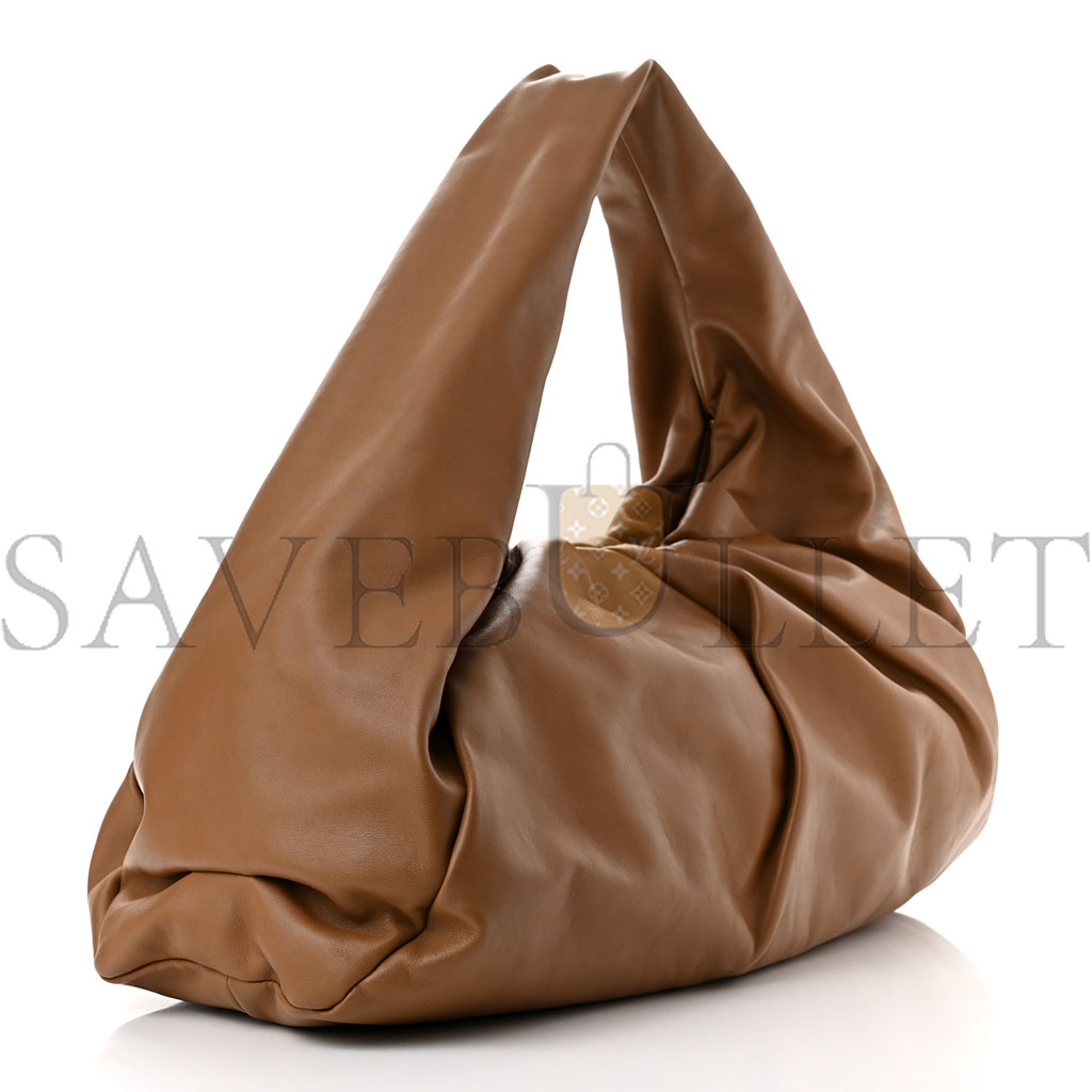 BOTTEGA VENETA SMOOTH BUTTER CALFSKIN LARGE THE SHOULDER POUCH TEAK (52*25*15cm) BOTTEGA VENETA SMOOTH BUTTER CALFSKIN LARGE THE SHOULDER POUCH TEAK (52*25*15cm)