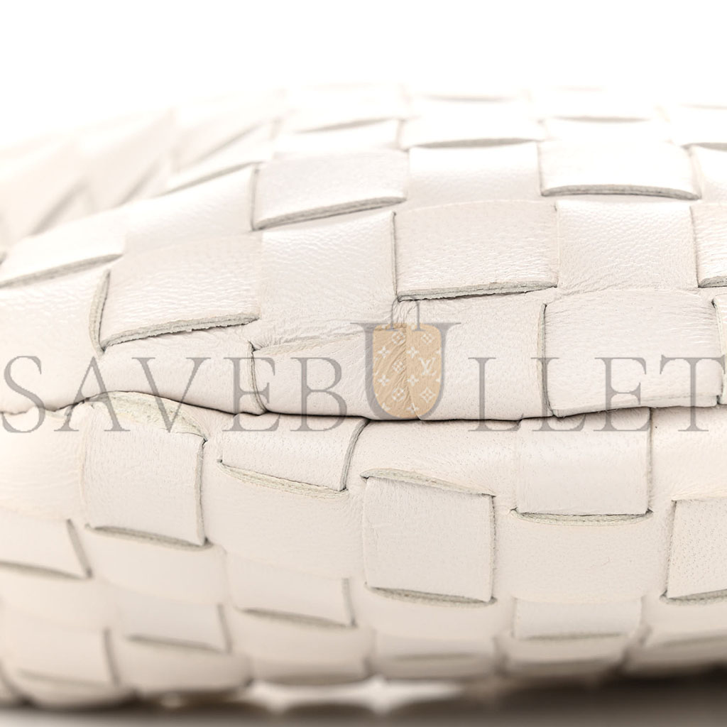 BOTTEGA VENETA NAPPA INTRECCIATO SARDINE BAG CHALK (36*23*3cm) BOTTEGA VENETA NAPPA INTRECCIATO SARDINE BAG CHALK (36*23*3cm)