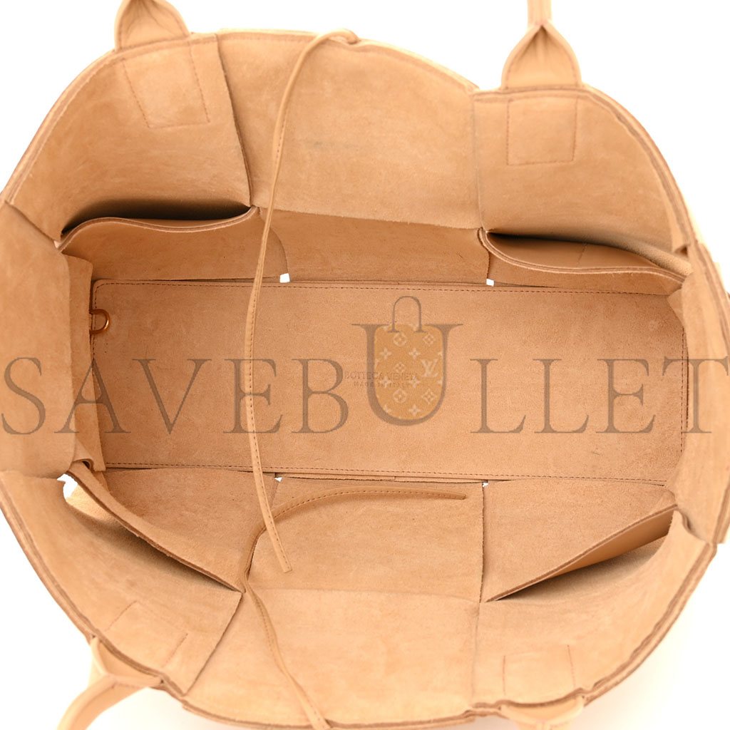 BOTTEGA VENETA NAPPA MAXI INTRECCIATO MEDIUM ARCO TOTE ALMOND (37*23*13cm) BOTTEGA VENETA NAPPA MAXI INTRECCIATO MEDIUM ARCO TOTE ALMOND (37*23*13cm)
