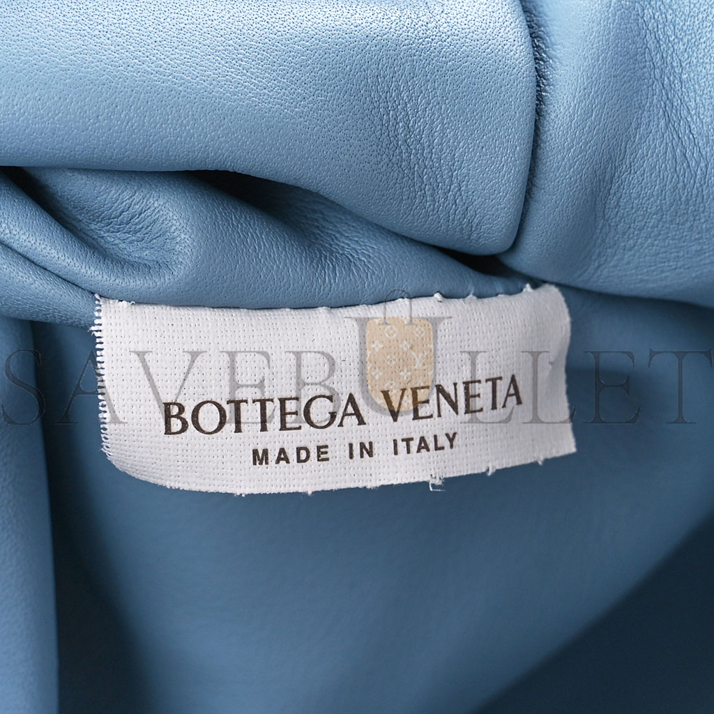 BOTTEGA VENETA SMOOTH BUTTER CALF THE POUCH OVERSIZED CLUTCH ICE (38*19*9cm) BOTTEGA VENETA SMOOTH BUTTER CALF THE POUCH OVERSIZED CLUTCH ICE (38*19*9cm)