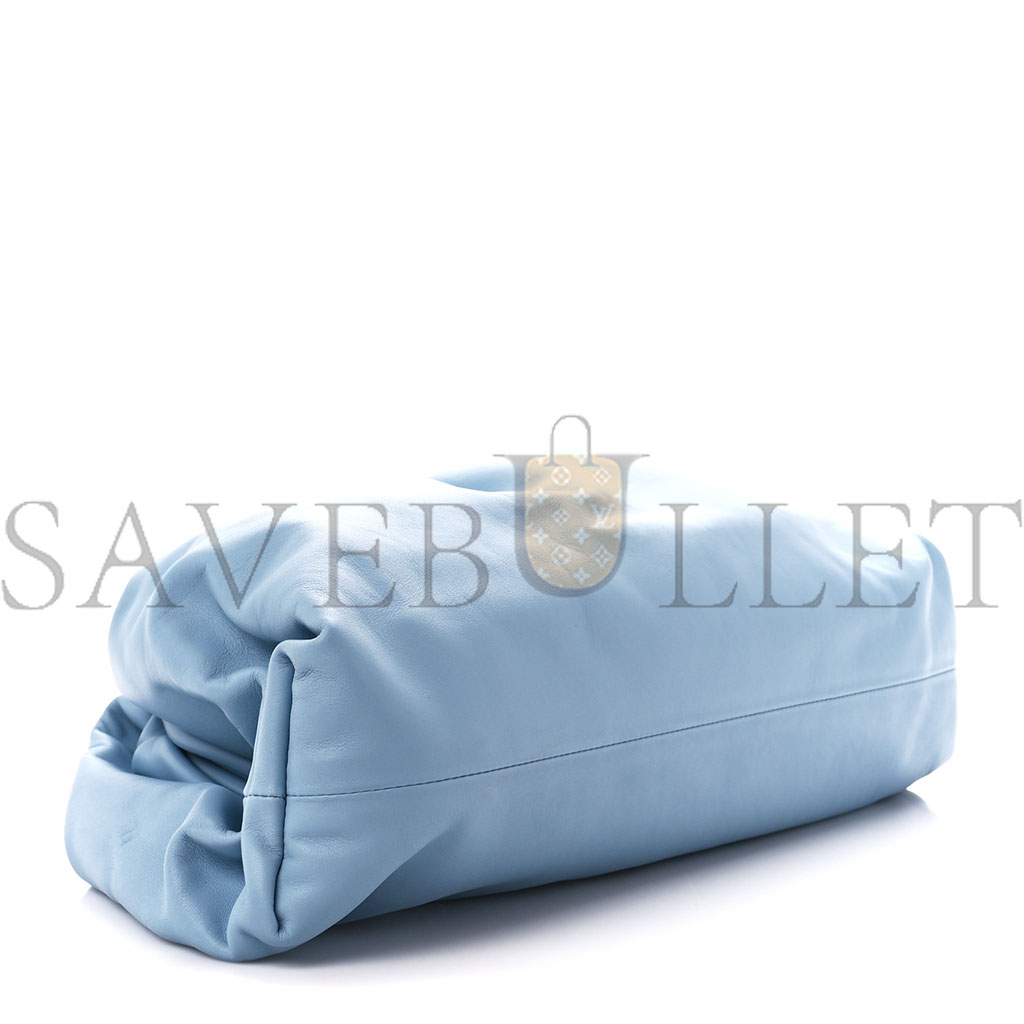 BOTTEGA VENETA SMOOTH BUTTER CALF THE POUCH OVERSIZED CLUTCH ICE (38*19*9cm) BOTTEGA VENETA SMOOTH BUTTER CALF THE POUCH OVERSIZED CLUTCH ICE (38*19*9cm)