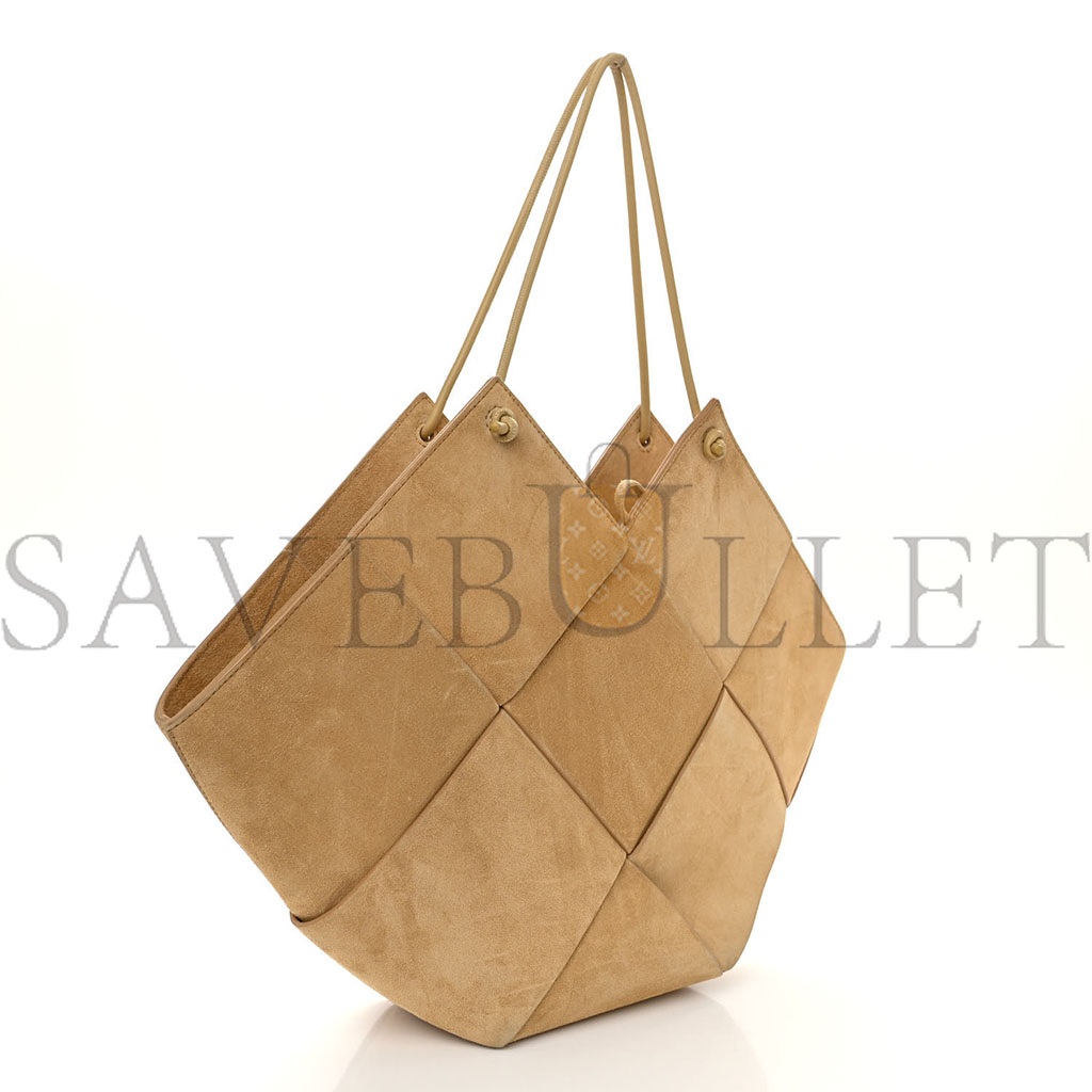 BOTTEGA VENETA SUEDE MAXI INTRECCIATO TOTE CANE SUGAR TAPIOCA 1428173 (32*17*9cm) BOTTEGA VENETA SUEDE MAXI INTRECCIATO TOTE CANE SUGAR TAPIOCA 1428173 (32*17*9cm)