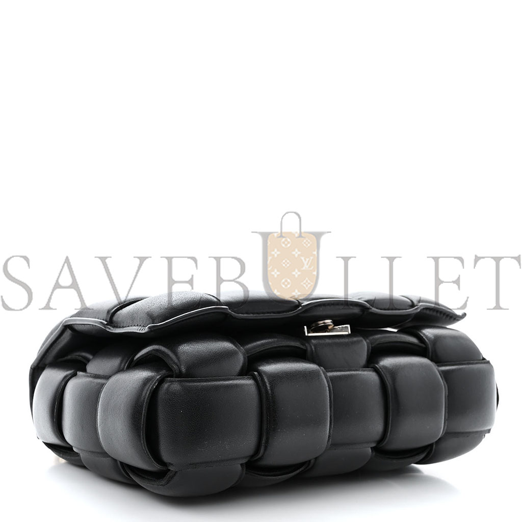 BOTTEGA VENETA LAMBSKIN MAXI INTRECCIO PADDED CHAIN CASSETTE CROSSBODY BAG BLACK  (27*19*7cm)