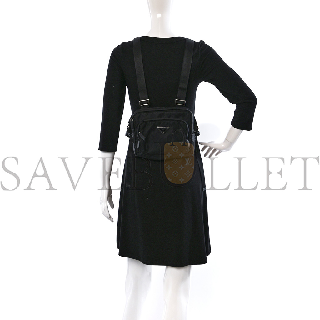 PRADA TESSUTO NYLON MONTAGNA HARNESS BAG BLACK (22*18*5cm) PRADA TESSUTO NYLON MONTAGNA HARNESS BAG BLACK (22*18*5cm)