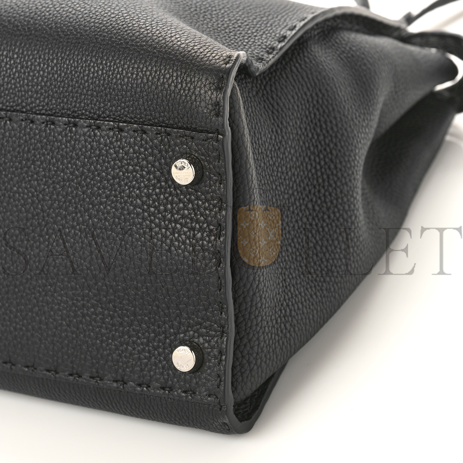 FENDI CUOIO ROMANO SELLERIA BI-COLOR LARGE PEEKABOO ICONIC SATCHEL BLACK MOU (15.5*12*7cm) FENDI CUOIO ROMANO SELLERIA BI-COLOR LARGE PEEKABOO ICONIC SATCHEL BLACK MOU (15.5*12*7cm)