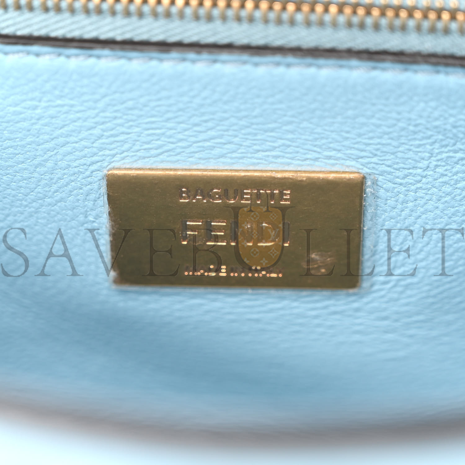 FENDI NAPPA SMALL FF EMBOSSED MIDI CHAIN BAGUETTE AZZURRO BABY (23*13*6cm) FENDI NAPPA SMALL FF EMBOSSED MIDI CHAIN BAGUETTE AZZURRO BABY (23*13*6cm)