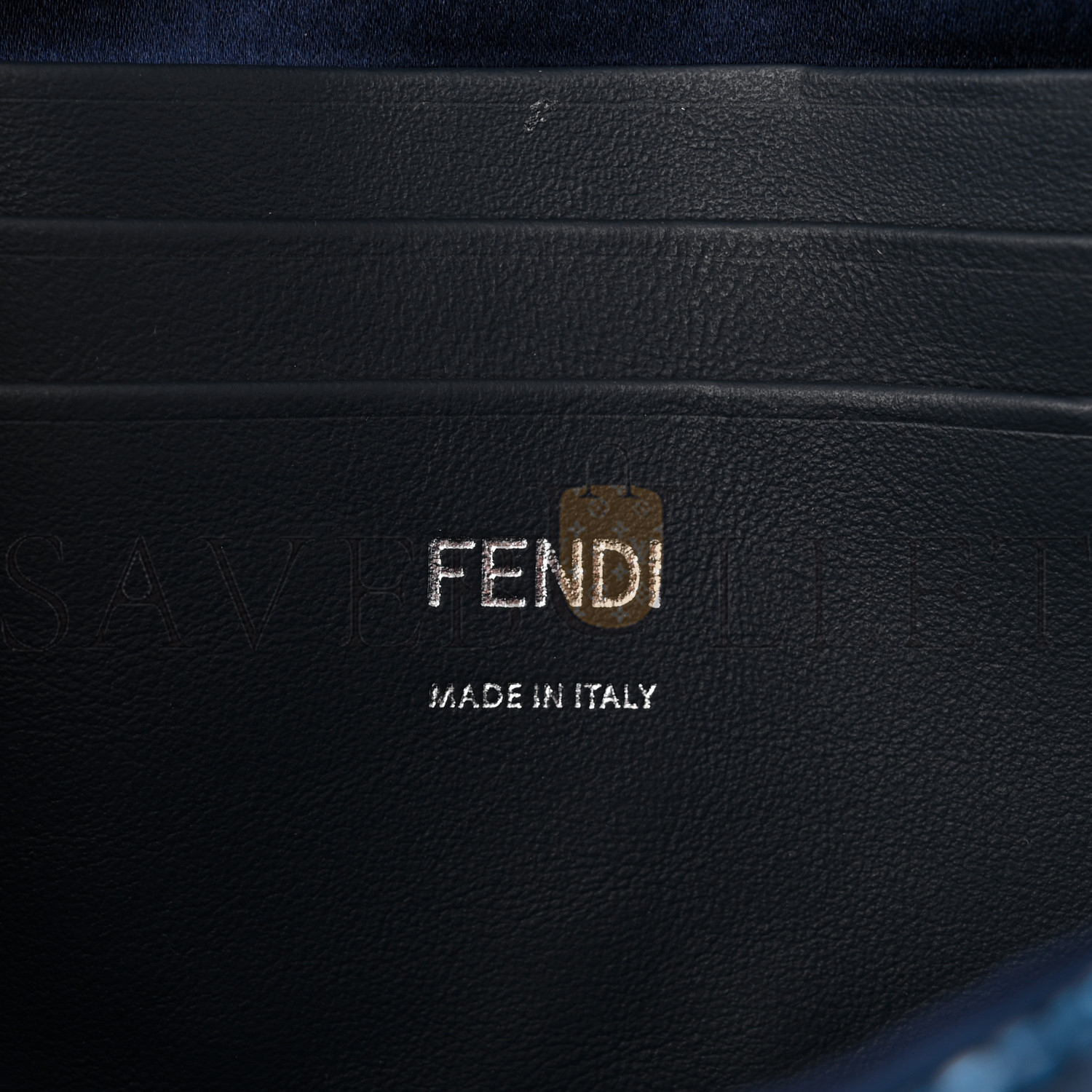 FENDI SEQUIN PAILLETTES SHINY NAPPA PEQUIN MINI BAGUETTE DARK BLUE LUNAI (18*13*5cm) FENDI SEQUIN PAILLETTES SHINY NAPPA PEQUIN MINI BAGUETTE DARK BLUE LUNAI (18*13*5cm)