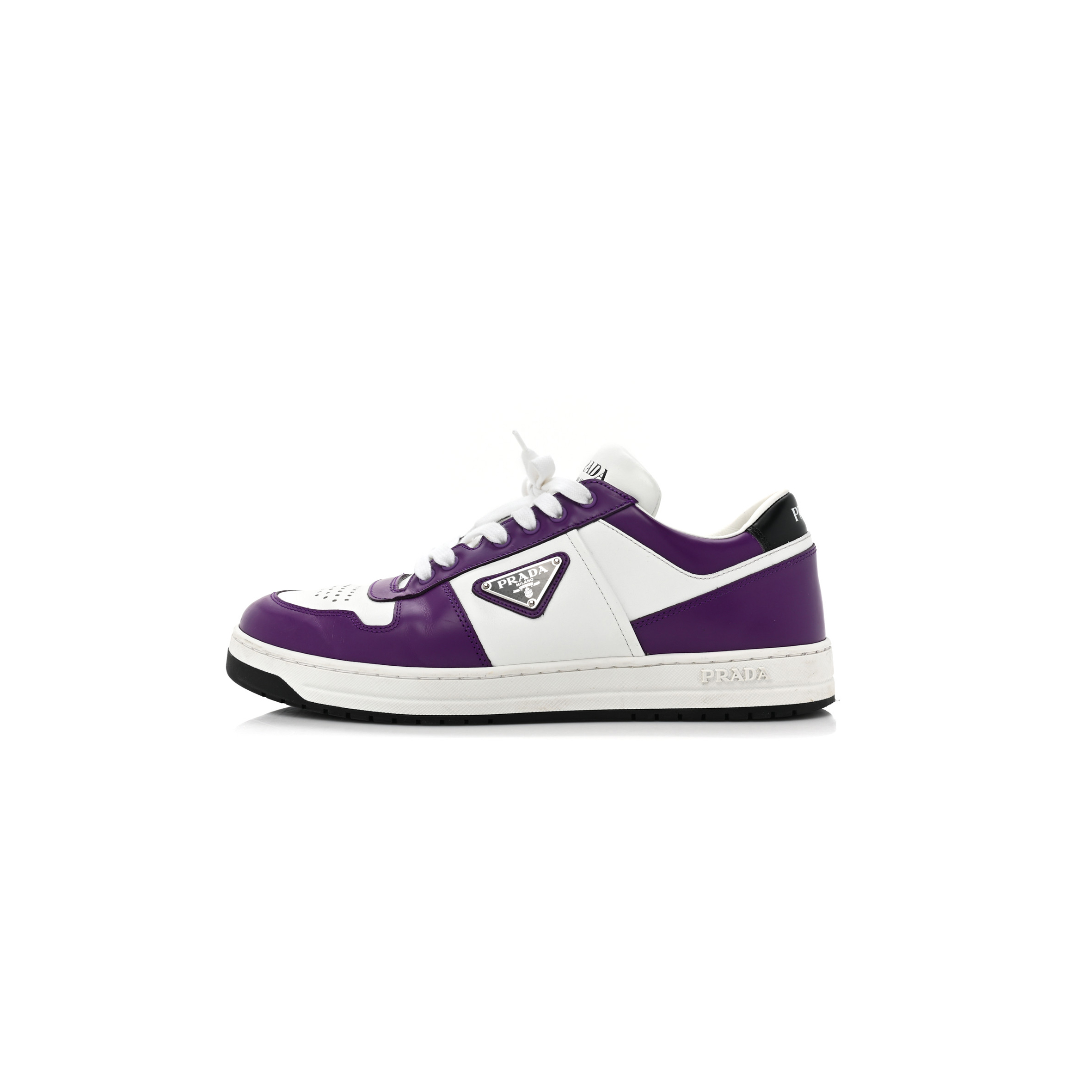 PRADA VITELLO ROIS METAL TRIANGLE LOGO MENS DOWNTOWN LOW TOP SNEAKERS 8 WHITE CICLAMINO PRADA VITELLO ROIS METAL TRIANGLE LOGO MENS DOWNTOWN LOW TOP SNEAKERS 8 WHITE CICLAMINO