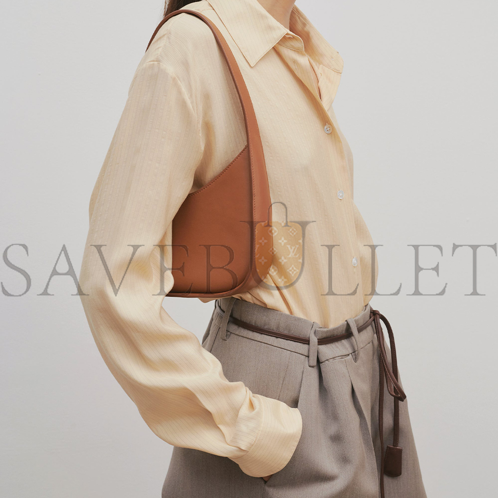 THE ROW HALF MOON BAG IN LEATHER CUIR W1249L60CRPD (34*20*6cm) THE ROW HALF MOON BAG IN LEATHER CUIR W1249L60CRPD (34*20*6cm)