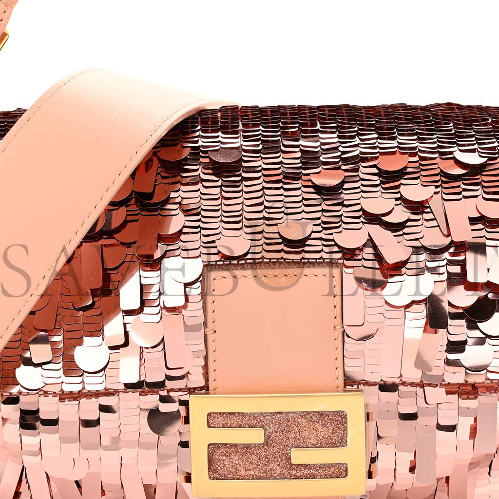 FENDI SEQUIN PAILLETTES VITELLO GRACE SEX AND THE CITY BAGUETTE BABY PINK (27*15*6cm) FENDI SEQUIN PAILLETTES VITELLO GRACE SEX AND THE CITY BAGUETTE BABY PINK (27*15*6cm)