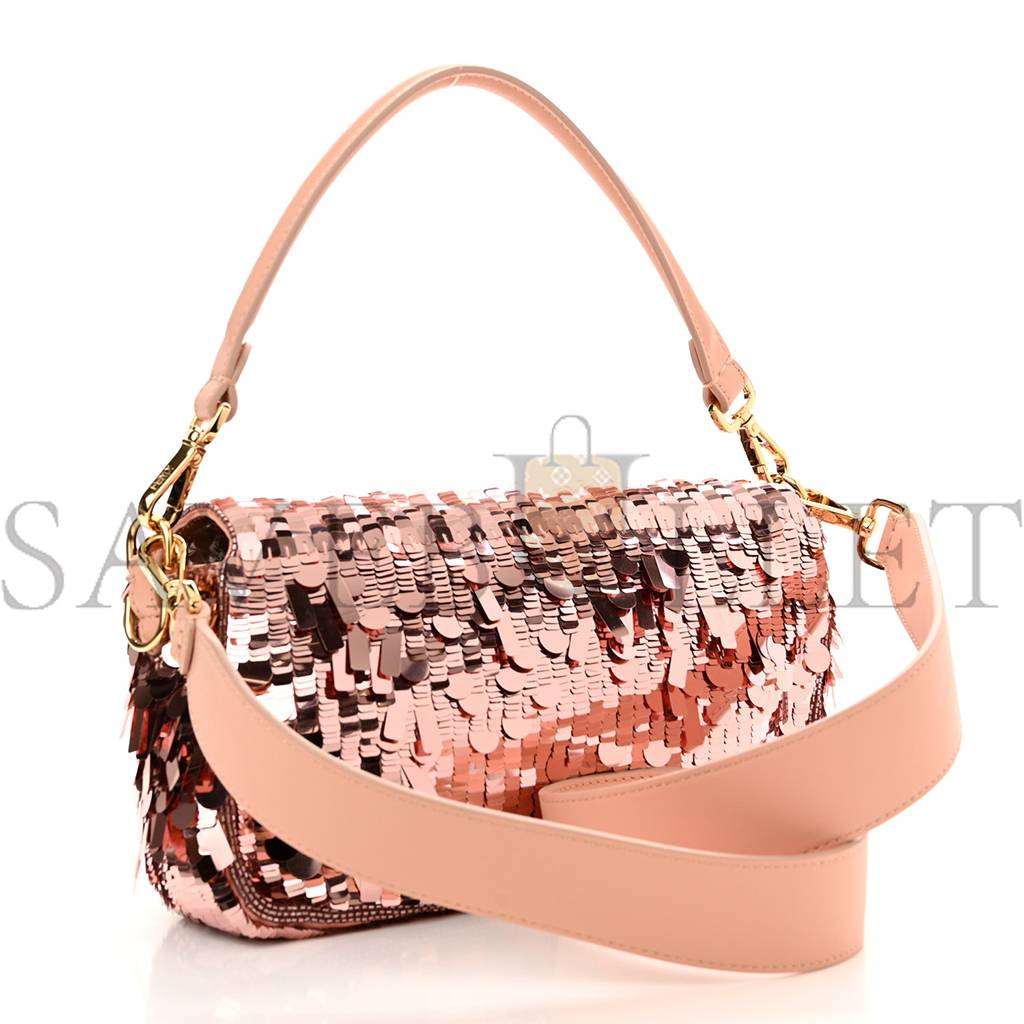 FENDI SEQUIN PAILLETTES VITELLO GRACE SEX AND THE CITY BAGUETTE BABY PINK (27*15*6cm) FENDI SEQUIN PAILLETTES VITELLO GRACE SEX AND THE CITY BAGUETTE BABY PINK (27*15*6cm)