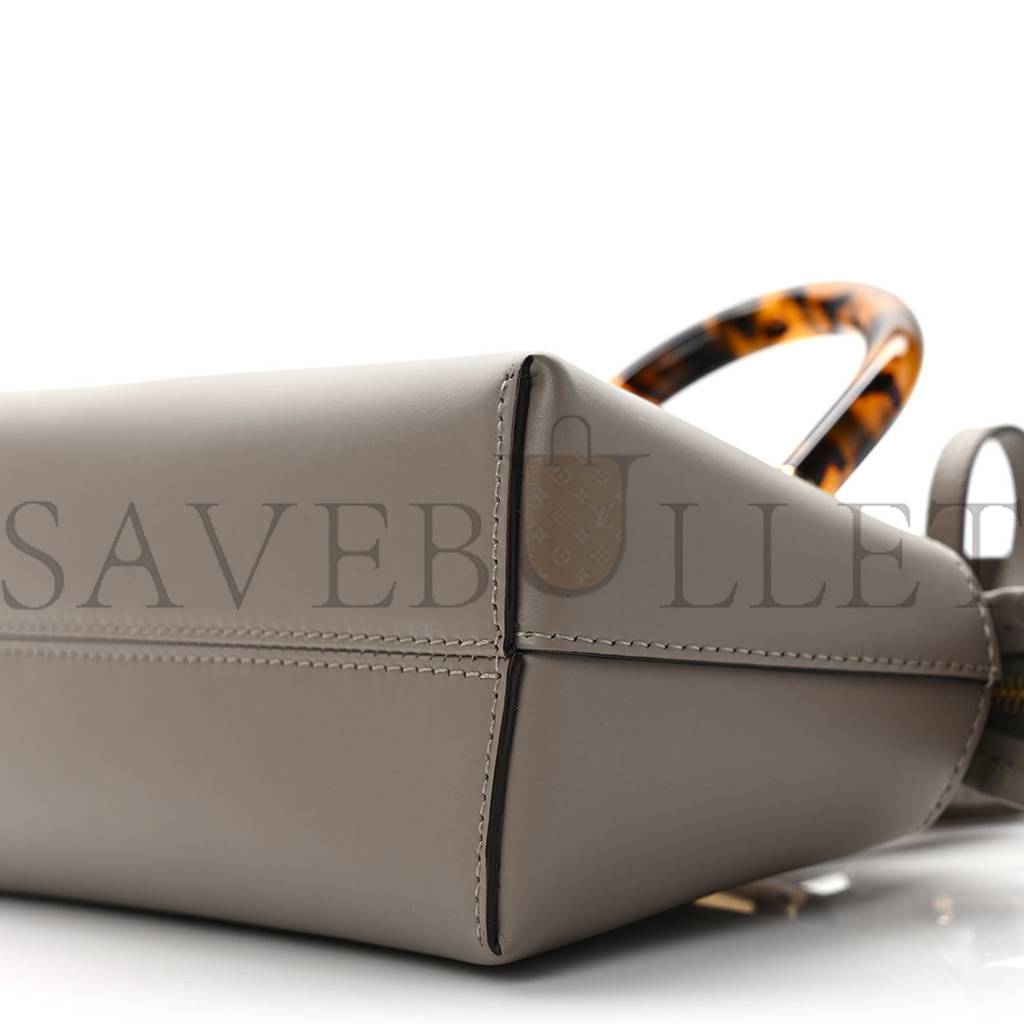 FENDI VITELLO KING PLEXIGLASS LOGO EMBOSSED MINI BY THE WAY TOP HANDLE BOSTON BAG TORTORA (18*11*8cm) FENDI VITELLO KING PLEXIGLASS LOGO EMBOSSED MINI BY THE WAY TOP HANDLE BOSTON BAG TORTORA (18*11*8cm)
