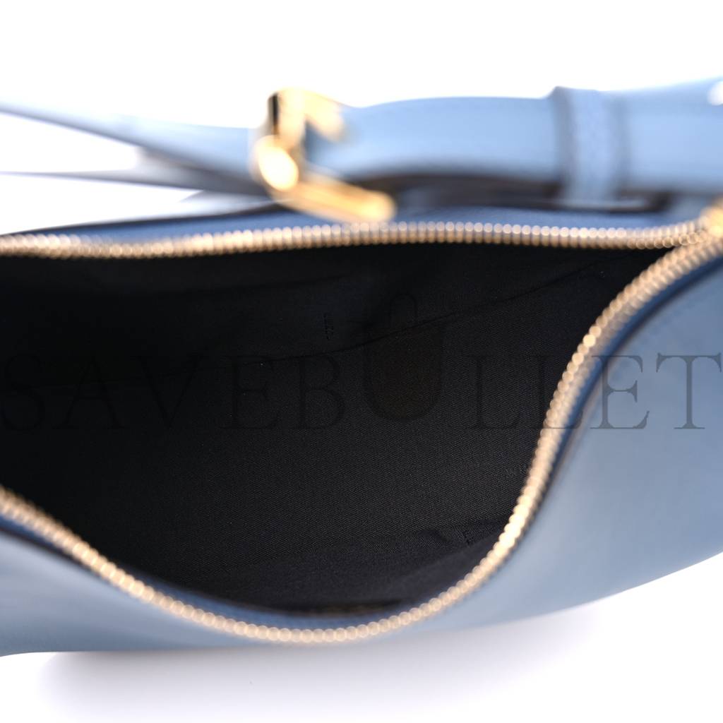 FENDI VITELLO GRACE MATTE SMALL FENDIGRAPHY HOBO BAG MIRTO (22*17*9cm) FENDI VITELLO GRACE MATTE SMALL FENDIGRAPHY HOBO BAG MIRTO (22*17*9cm)