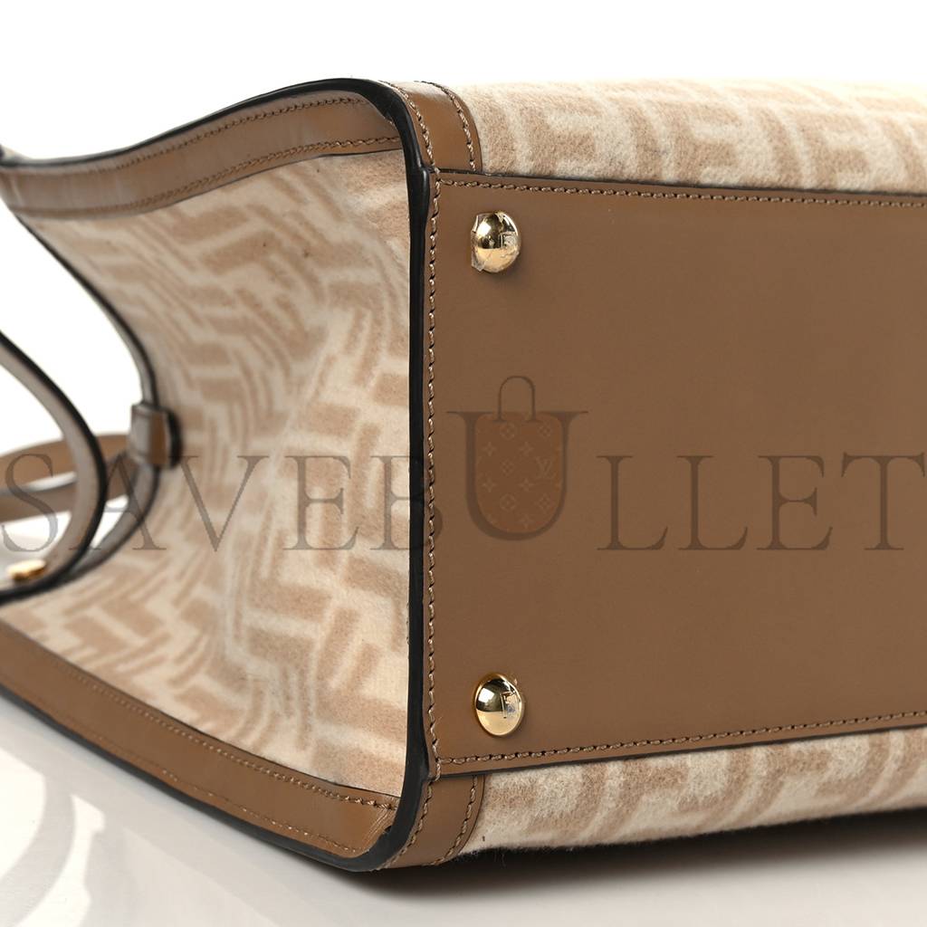 FENDI WOOL VITELLO KING SETA FF 1974 MEDIUM PEEKABOO X-TOTE BEIGE CAMMELLO SAND (41*29*15cm) FENDI WOOL VITELLO KING SETA FF 1974 MEDIUM PEEKABOO X-TOTE BEIGE CAMMELLO SAND (41*29*15cm)